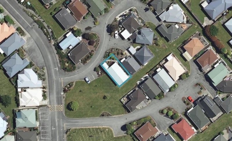2 Conifer Court, Richmond, Richmond - Carousel 1