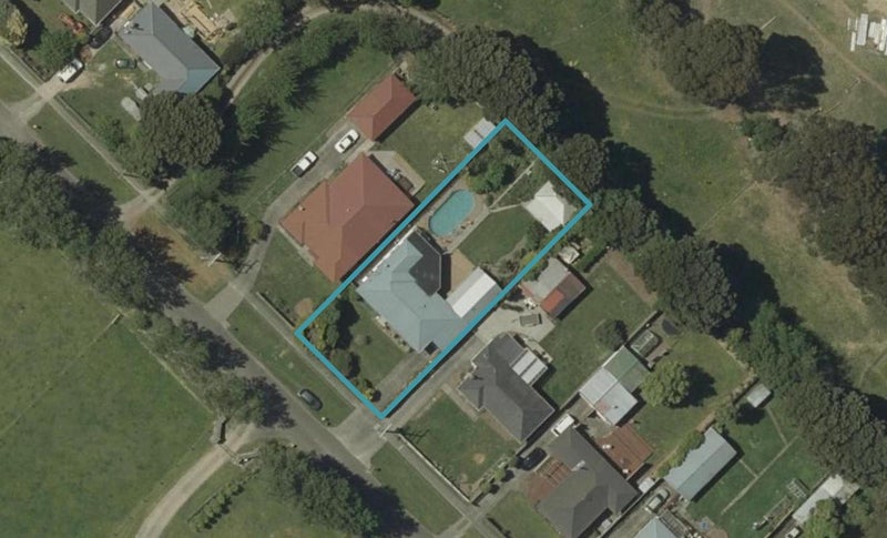 75 Hewitts Road, Linton, Palmerston North - Carousel 1