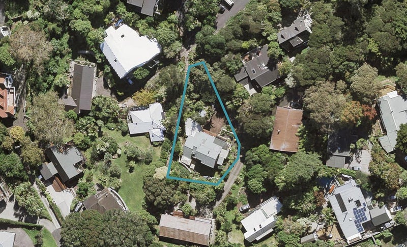 26 Trelawny Place, Hillcrest, Auckland - Carousel 1