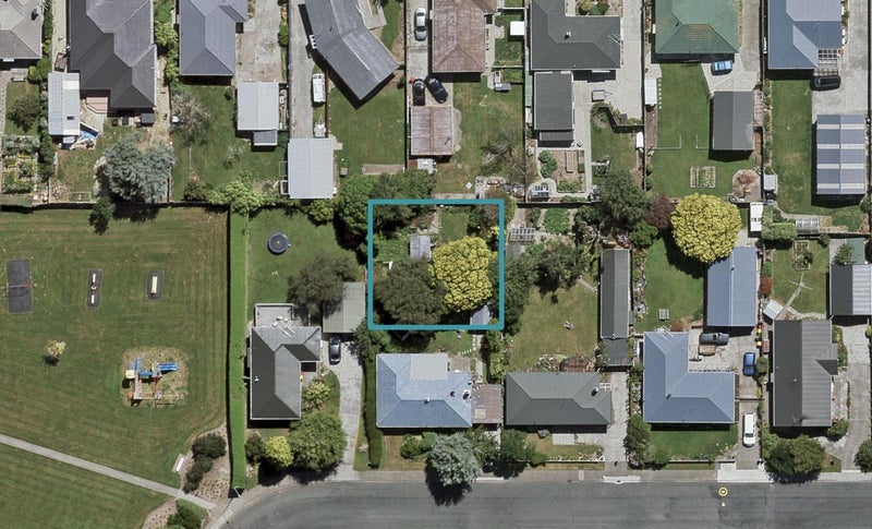 16B Pine Crescent, Hargest, Invercargill - Carousel 1