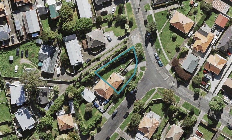 9 Tyburnia Avenue, Mount Albert, Auckland - Carousel 1