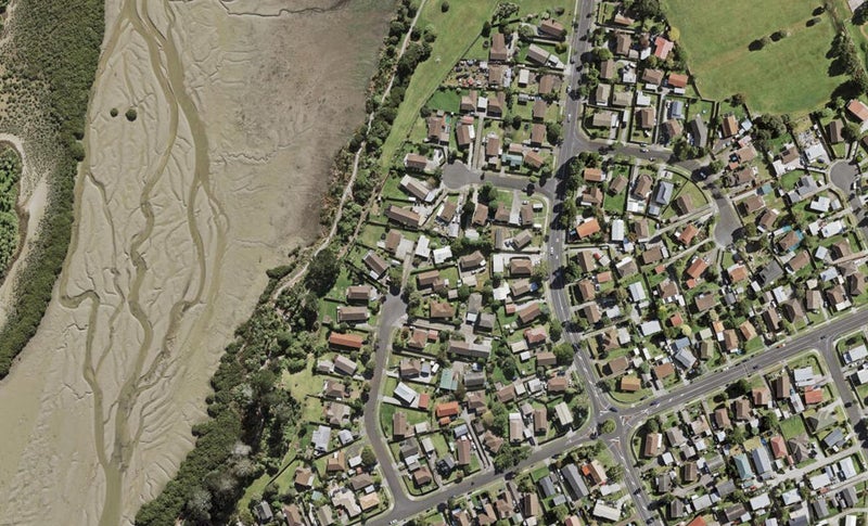 2/21 Rukumoana Place, Clendon Park, Auckland - Carousel 1