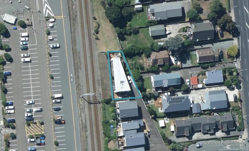 2 Marina View, Paremata, Porirua - Carousel 1