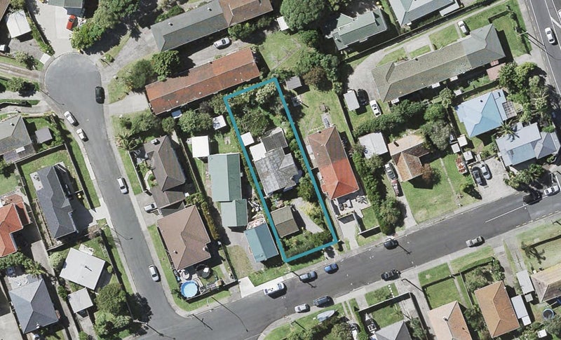 5 Bardia Street, Belmont, Auckland - Carousel 1