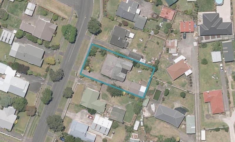 12 Moore Avenue, Tawhero, Whanganui - Carousel 1