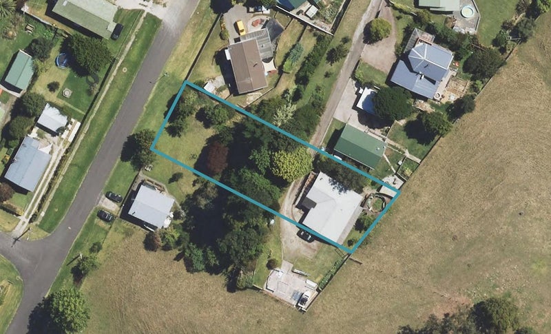 20 Montrose Street, Kaiti, Gisborne - Carousel 1