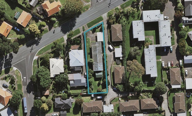 1/57 Oranga Avenue, Onehunga, Auckland - Carousel 1