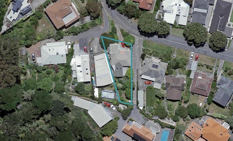 2 Burnham Street, Seatoun, Wellington - Carousel 1