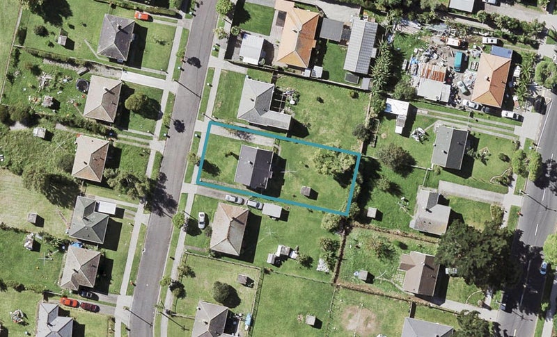 26 Chiltern Crescent, Glen Innes, Auckland - Carousel 1