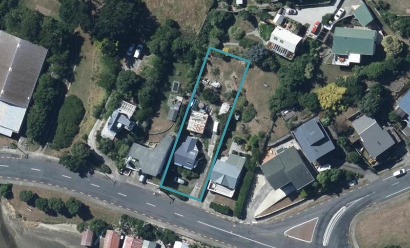 5 Onepoto Road, Titahi Bay, Porirua - Carousel 1