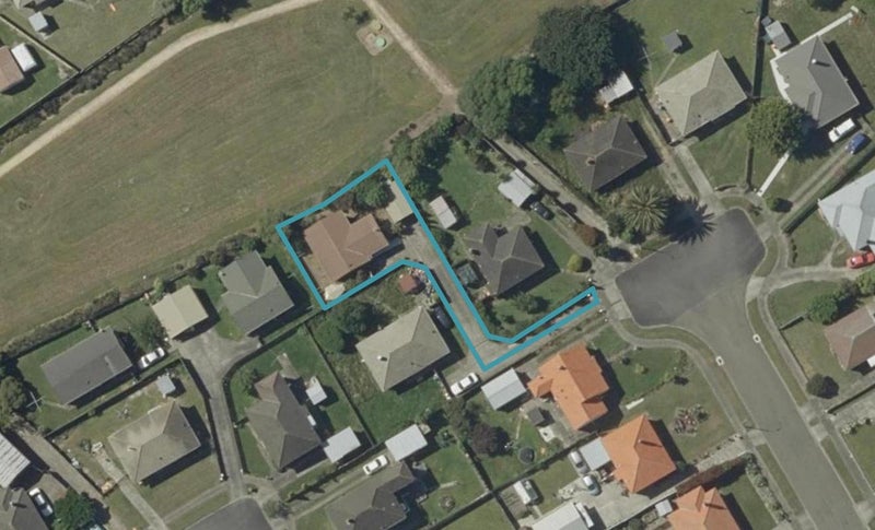 16A Severn Terrace, Roslyn, Palmerston North - Carousel 1