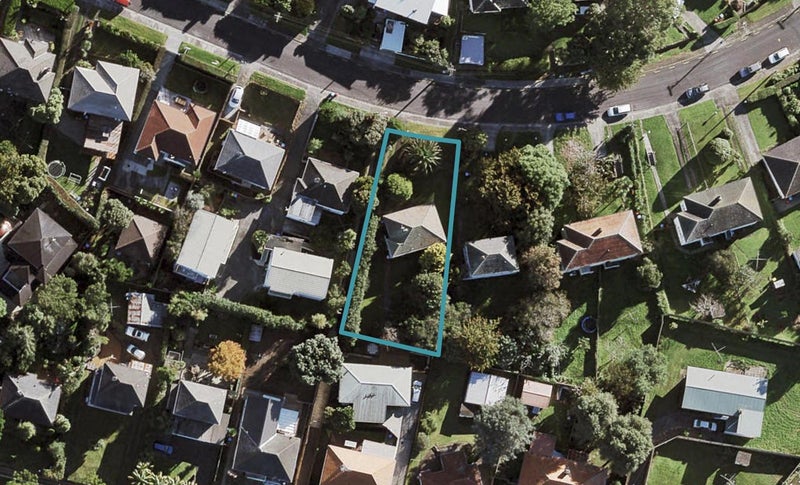 72 Mount Royal Avenue, Mount Albert, Auckland - Carousel 1