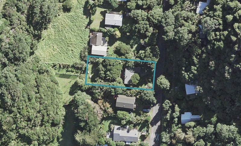 38 Karekare Road, Karekare, Auckland - Carousel 1