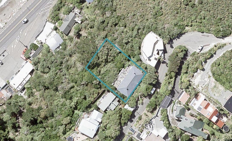53 Ferry Road, Days Bay, Lower Hutt - Carousel 1