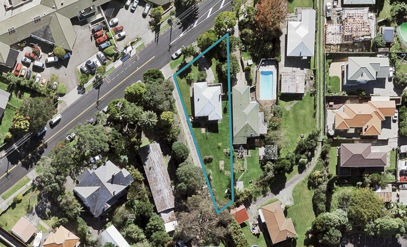 62 Astley Avenue, New Lynn, Auckland - Carousel 1
