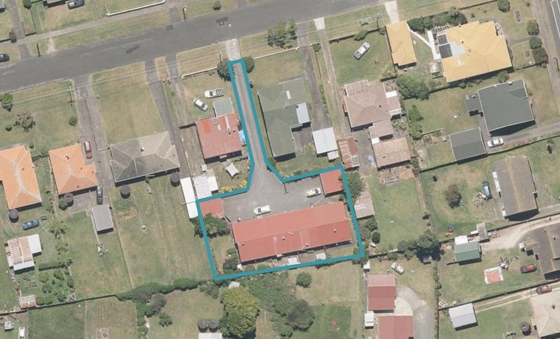 2/5 Duigan Street, Gonville, Whanganui - Carousel 1