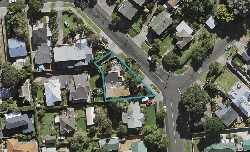 50 Athens Road, Onehunga, Auckland - Carousel 1