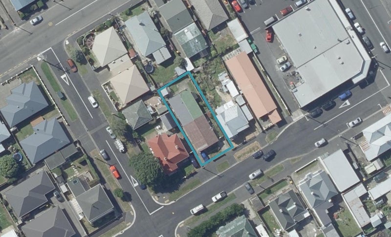 10A Young Street, Saint Kilda, Dunedin - Carousel 1