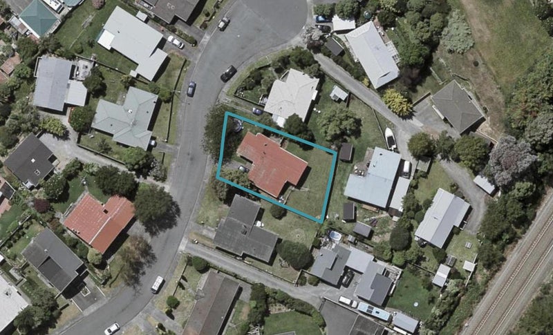 82 Aorangi Road, Paraparaumu, Paraparaumu - Carousel 1