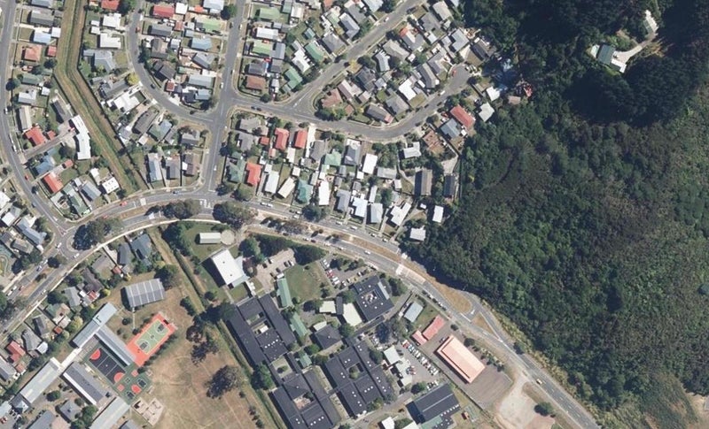 75 Parkway, Wainuiomata, Lower Hutt - Carousel 1