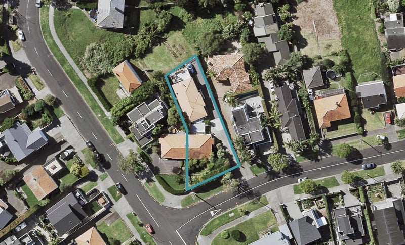 4 Godden Crescent, Orakei, Auckland - Carousel 1