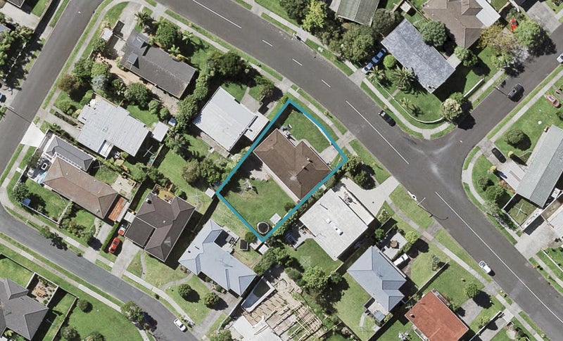 19 Whiteacres Drive, Sunnyhills, Auckland - Carousel 1