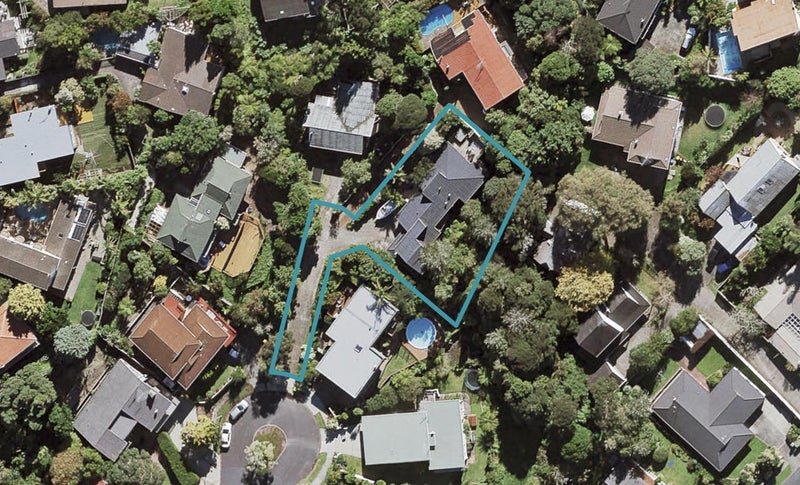 26 Makepiece Place, Chatswood, Auckland - Carousel 1