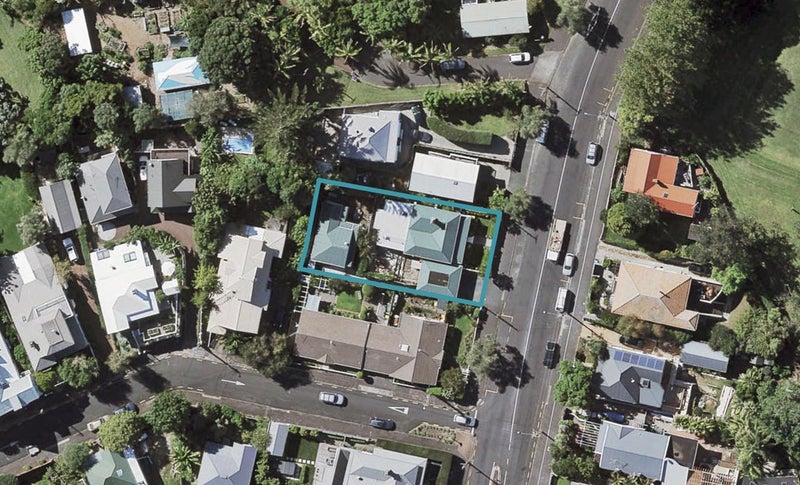 29 Vauxhall Road, Devonport, Auckland - Carousel 1