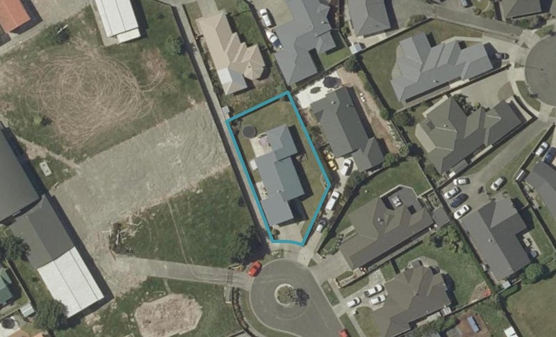 34 Daniel Place, Kelvin Grove, Palmerston North - Carousel 1