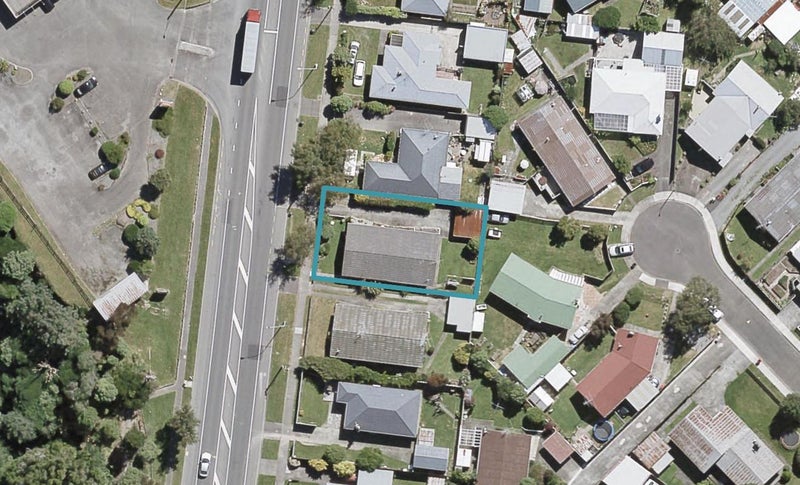 1/1242 Fergusson Drive, Brown Owl, Upper Hutt - Carousel 1