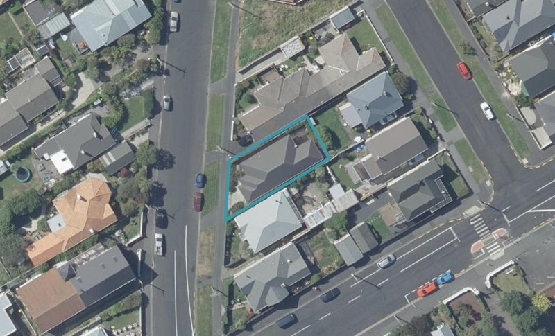 89 Hargest Crescent, Saint Clair, Dunedin - Carousel 1