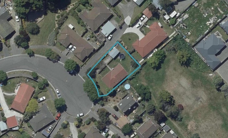 35 McHaffies Place, Wainoni, Christchurch - Carousel 1