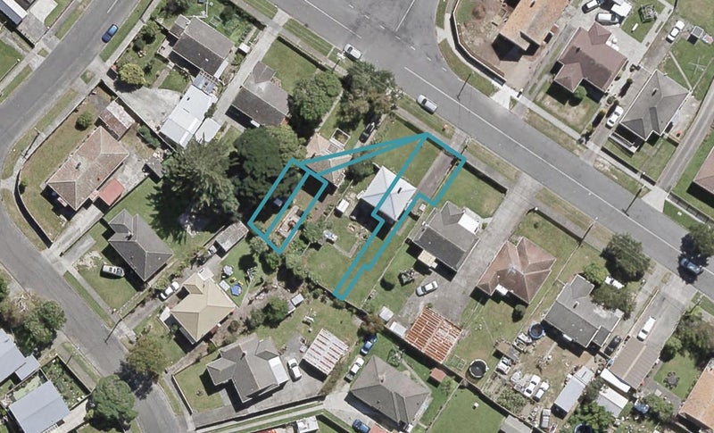 4/7 Macky Street, Taita, Lower Hutt - Carousel 1