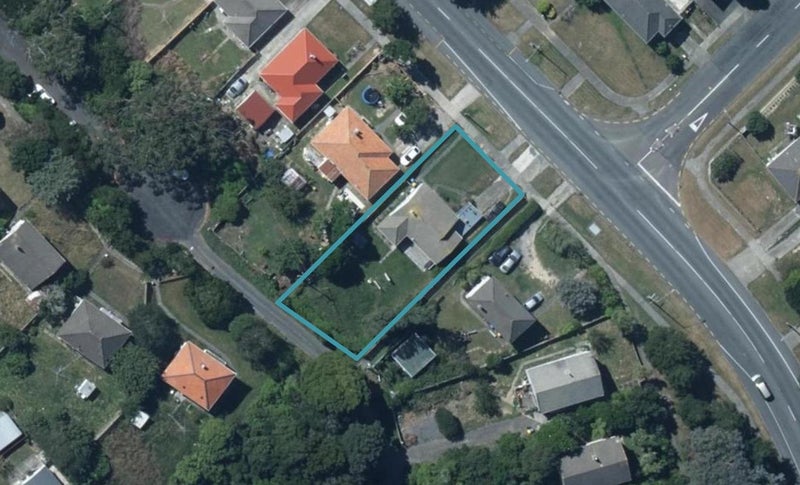 72 Mungavin Avenue, Ranui, Porirua - Carousel 1