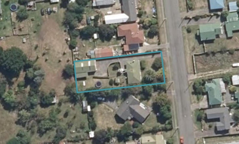 25 Hammond Street, Bulls - Carousel 1