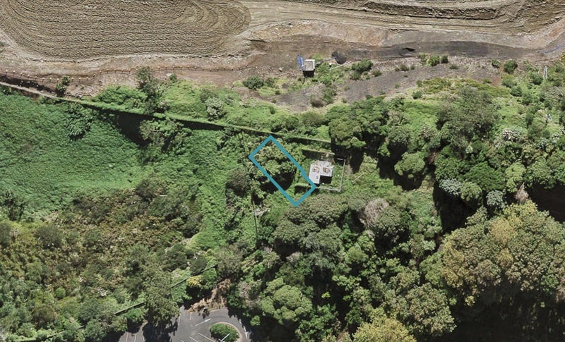 6 Pump House Lane, Three Kings, Auckland - Carousel 1