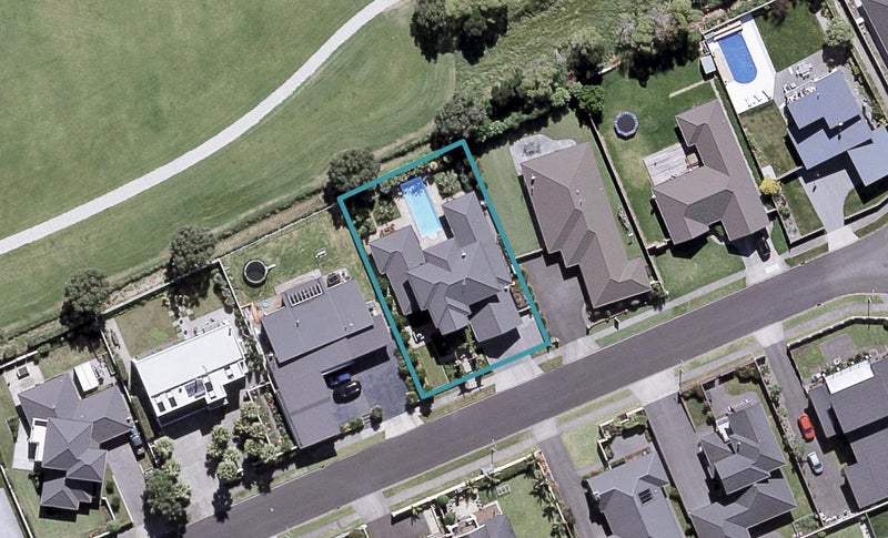 11 Parkvue Drive, Bell Block, New Plymouth - Carousel 1