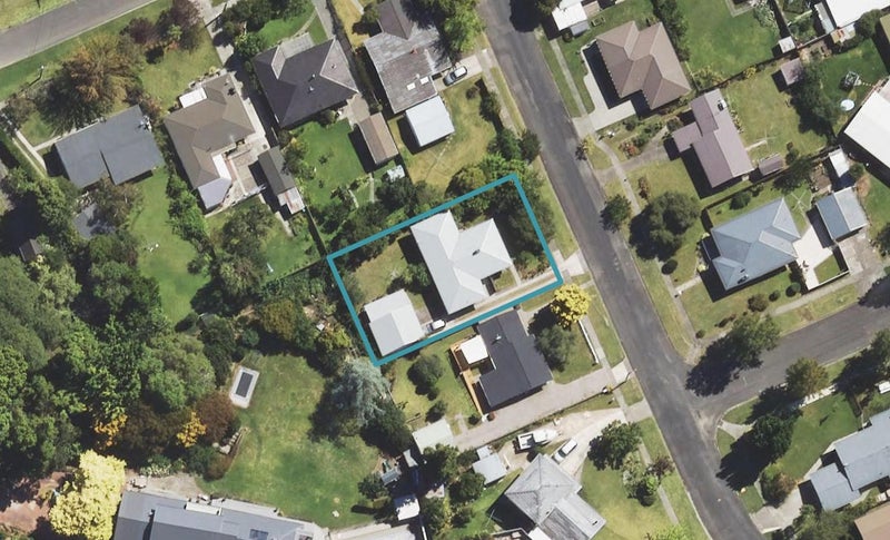 1 Seddon Crescent, Whataupoko, Gisborne - Carousel 1