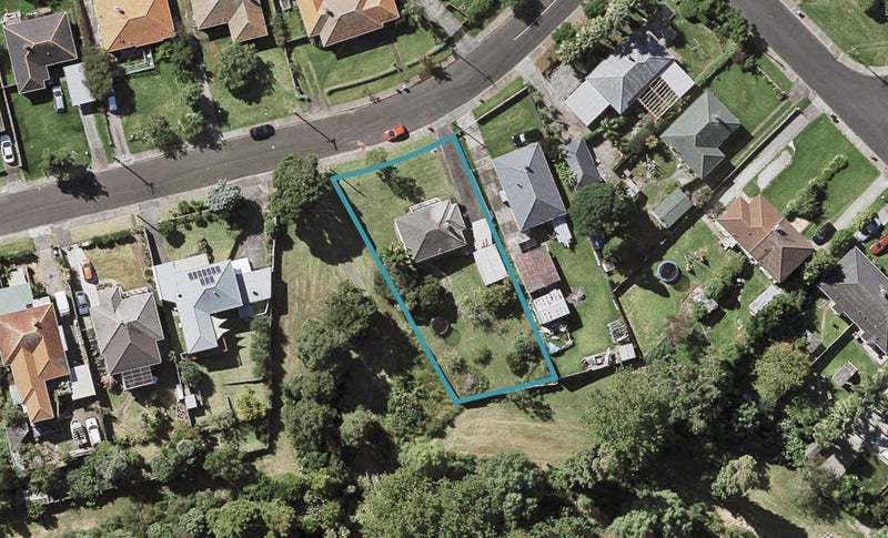 24 Larsen Road, Panmure, Auckland - Carousel 1