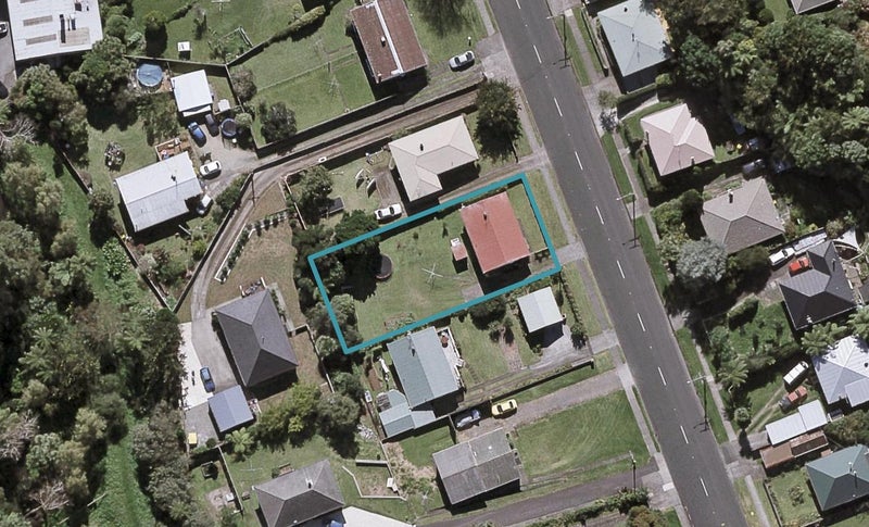 28 Seaview Road, Marfell, New Plymouth - Carousel 1