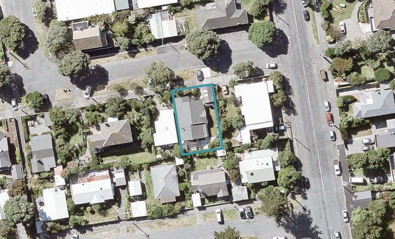 3 Karamu Street, Eastbourne, Lower Hutt - Carousel 1
