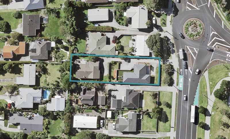 2/270 Forrest Hill Road, Forrest Hill, Auckland - Carousel 1