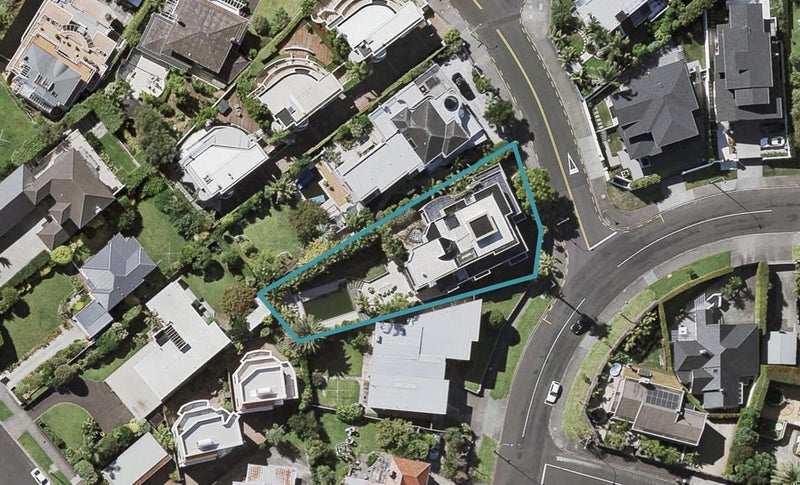 2 Paritai Drive, Orakei, Auckland - Carousel 1