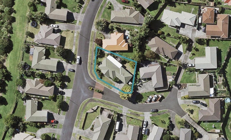 2 Ifield Court, Burswood, Auckland - Carousel 1