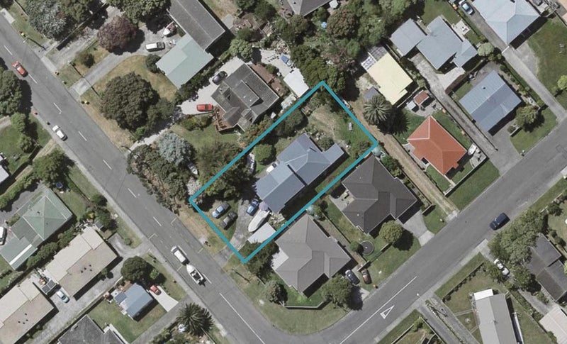 19 Ngapotiki Street, Paraparaumu Beach, Paraparaumu - Carousel 1