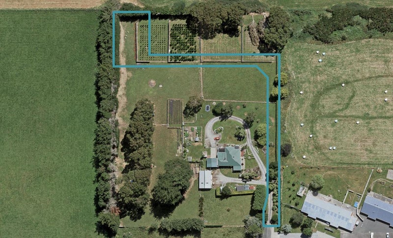 36 Lindsay Way, Grasmere, Invercargill - Carousel 1
