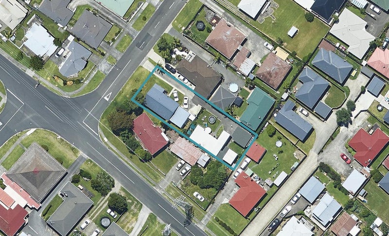 4 Mansels Road, Greerton, Tauranga - Carousel 1