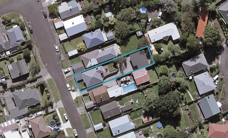19 Lyn Street, Lynmouth, New Plymouth - Carousel 1