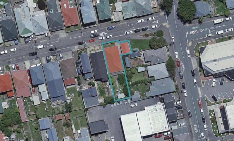 32 Wilson Street, Newtown, Wellington - Carousel 1