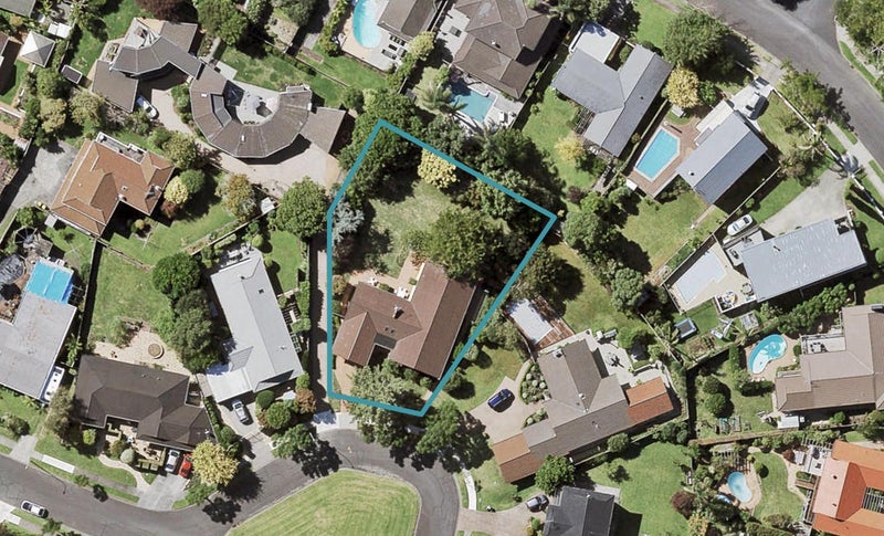 14 Beaconview Rise, Farm Cove, Auckland - Carousel 1